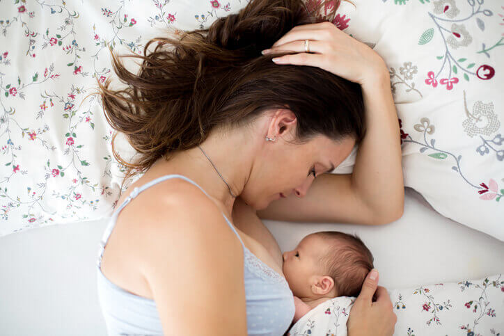 La lactancia materna y el sueño del bebé